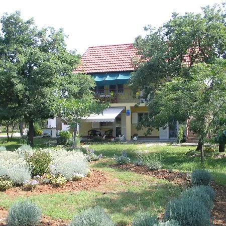 Kovacic Jurlina Apartment